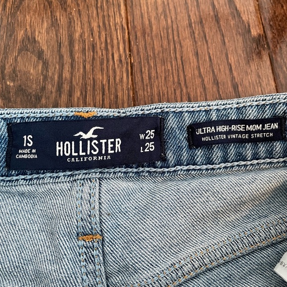 Hollister Full Length Jeans - Picture 2 of 3